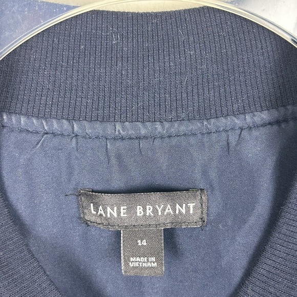 Lane Bryant Plus Size Navy Blue Floral Eyelet Front Zip Bomber Jacket 1X - Picture 6 of 9